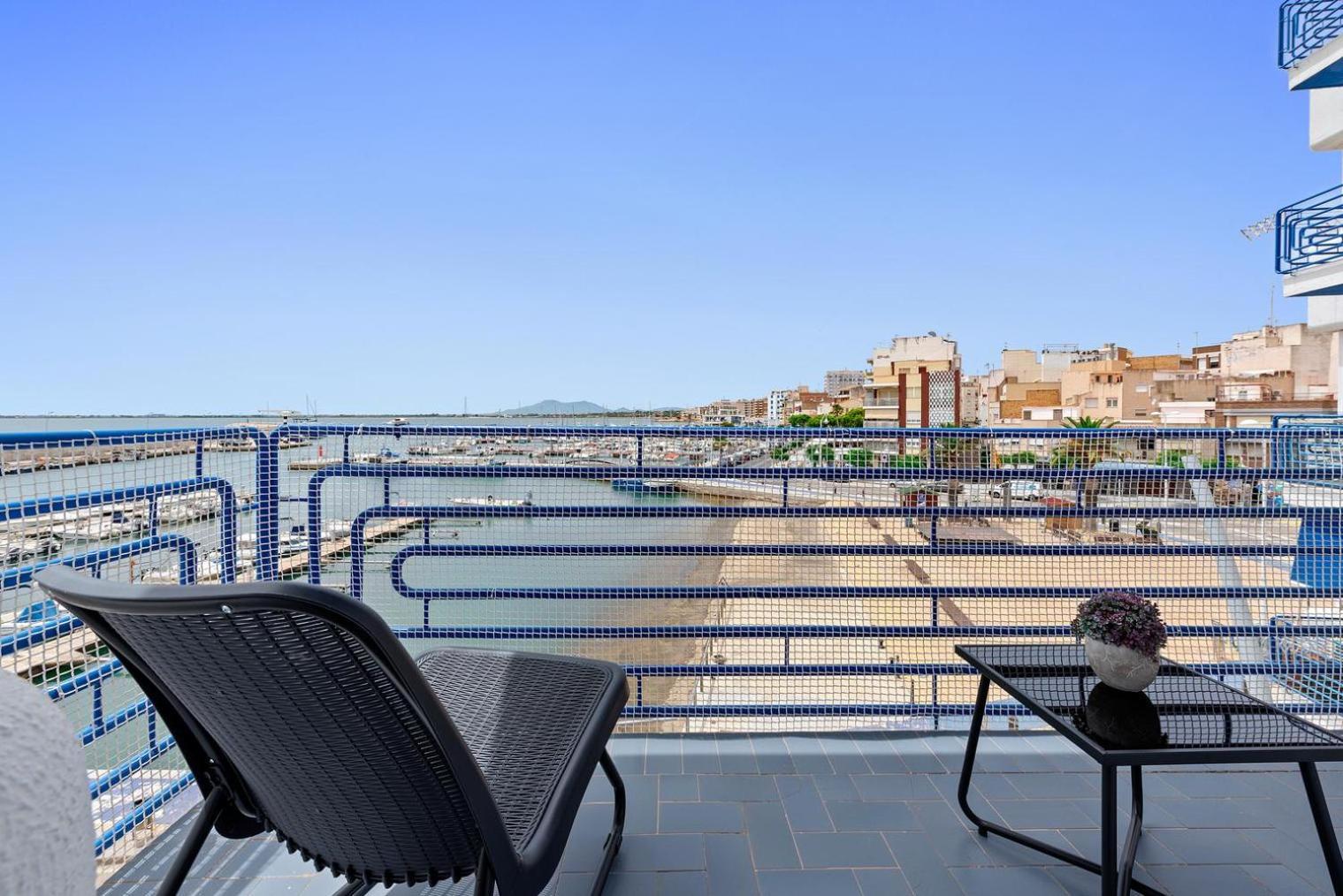 Vora Port Apartamento L'Ampolla Exterior foto